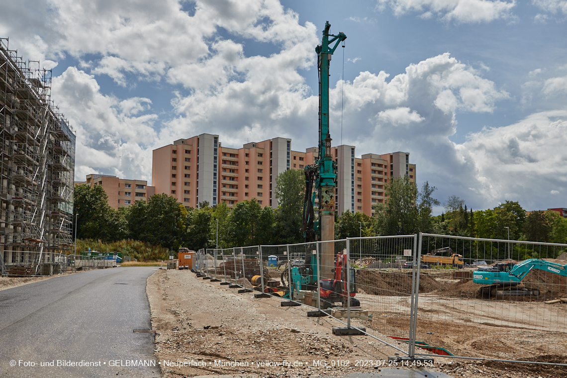25.07.2023 - Rundgang im Alexisquartier in Neuperlach